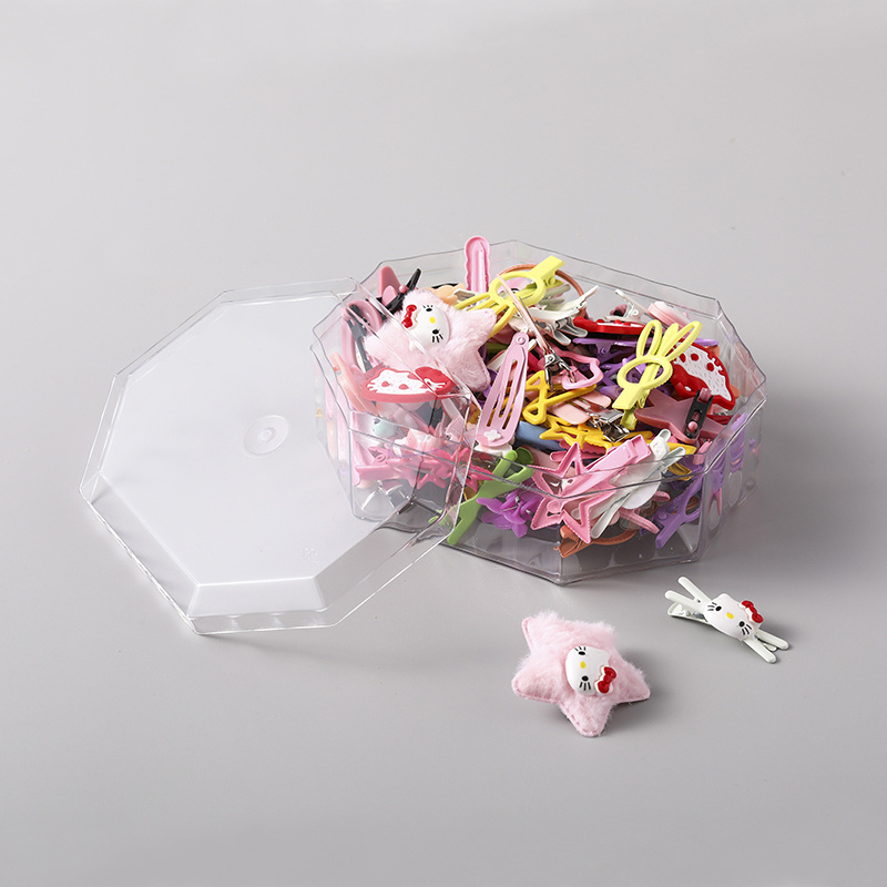 Our versatile plastic jars for food are a fundamental part of our plastic food containers range, ideal for diverse applications within our clear dessert boxes and pastry packaging.